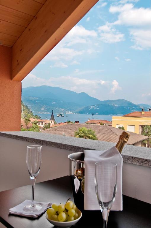 Helianthus Residence Cannero Riviera Zimmer foto